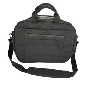 Aer Laptop Commuter Bag – Black, 17x11.5, Detachable Strap, Sleek & Functional